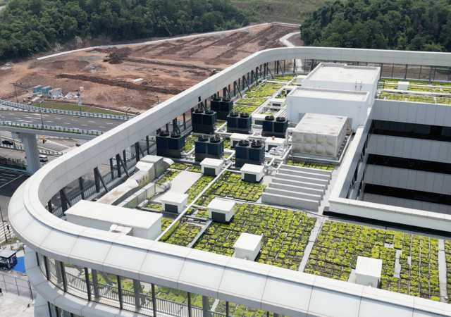 口碑案例丨超等空气能助力超等枢纽！BETWAY必威为中国西部最大高铁站提供热水解决方案！